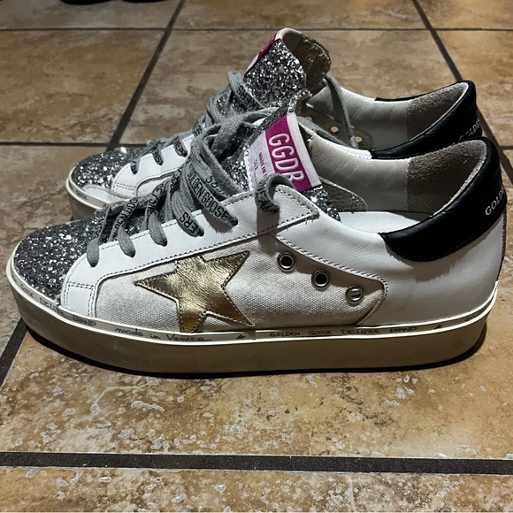 Size 39 never reach for these - Picture 3 of 5